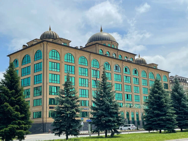 Artis Plaza Hotel, г. Магас, пр-т Идриса Зязикова, 6